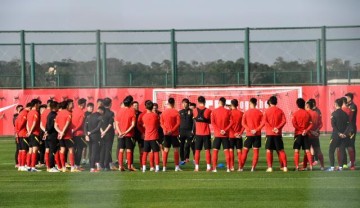 开云体育官网-【媒体聚焦】国足菱形站位见效果 李铁让埃神回春